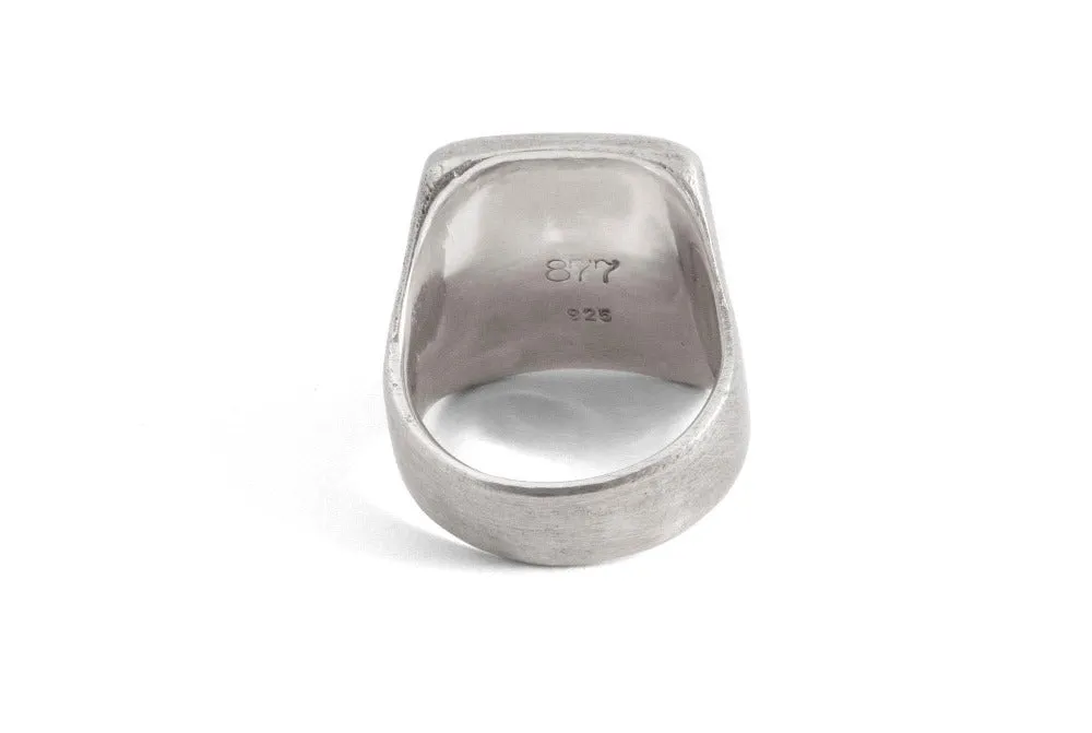 #039 - Signet Ring Lucky Seven