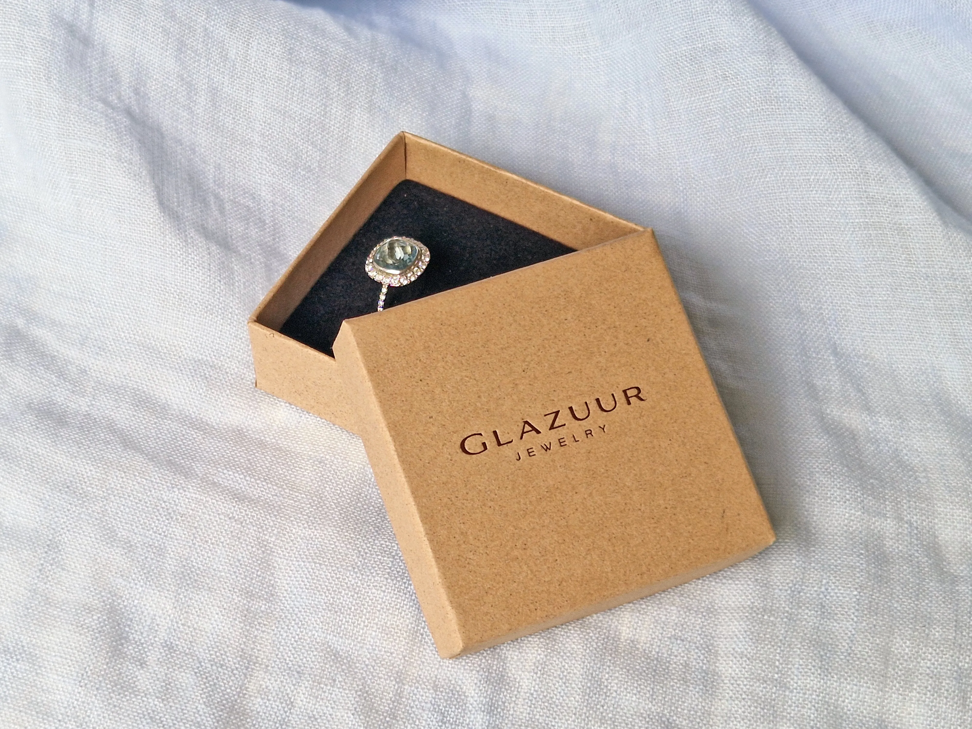 14K Solid Gold Vivien Baguette Diamond Studs