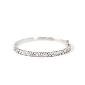 14k White Gold Diamond Oval Luxury Bangle Bracelet
