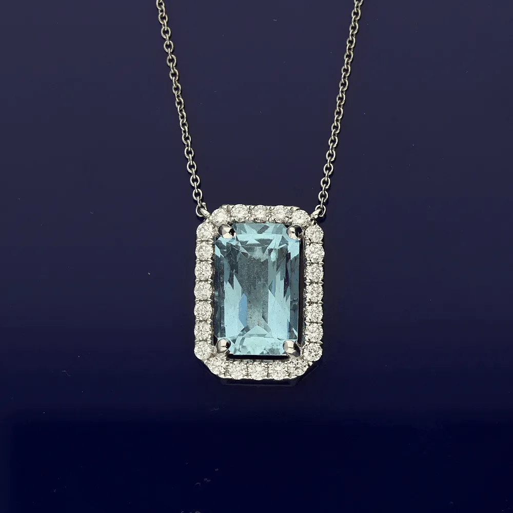 18ct White Gold Rectangular Cut Aquamarine and Diamond Necklace