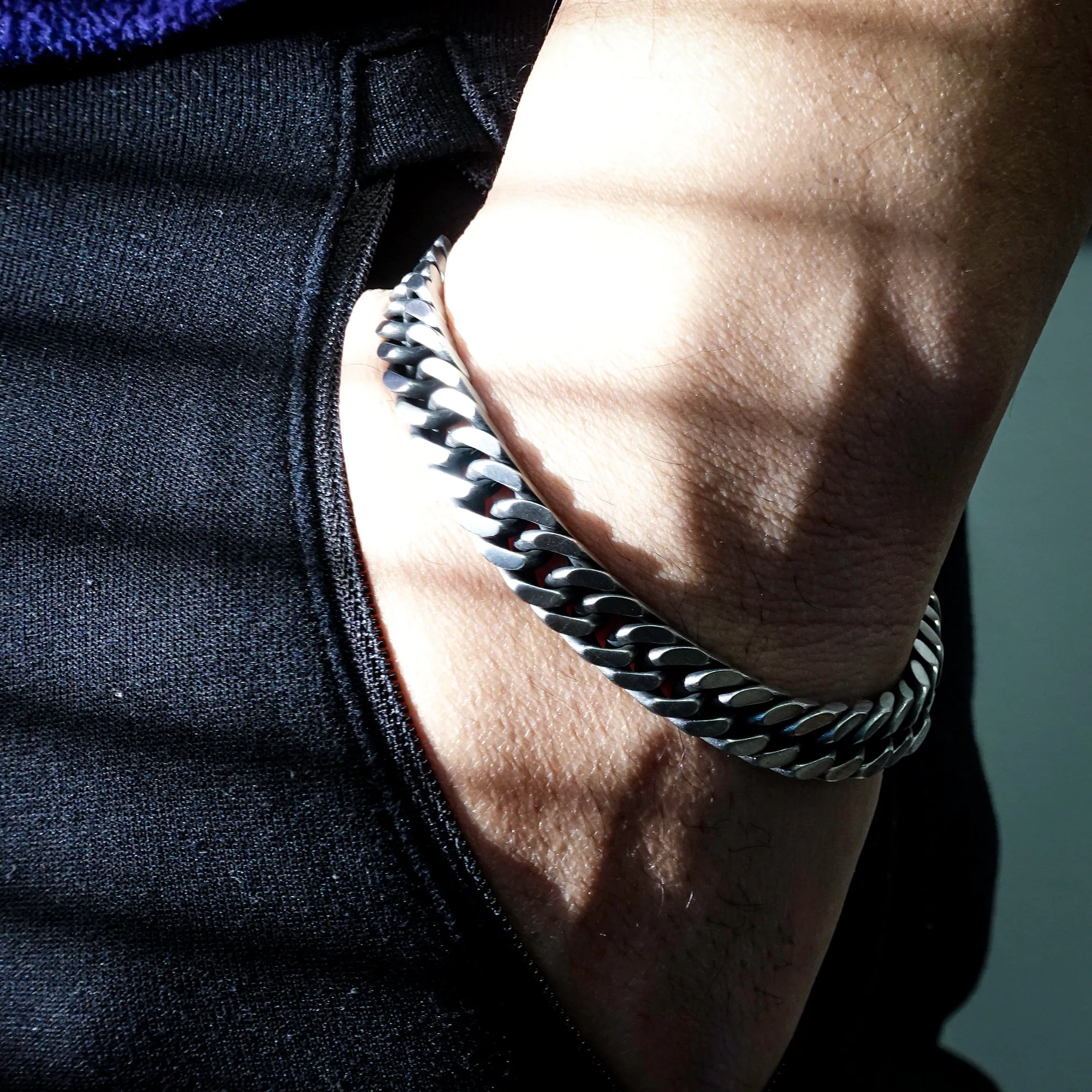 Alaska State Gifts, No matter where life's journey takes me, my heart always whispers, I belong in Alaska, Proud Alaska Cuban Link Chain Bracelet Birthday Christmas For Men, Women, Friends