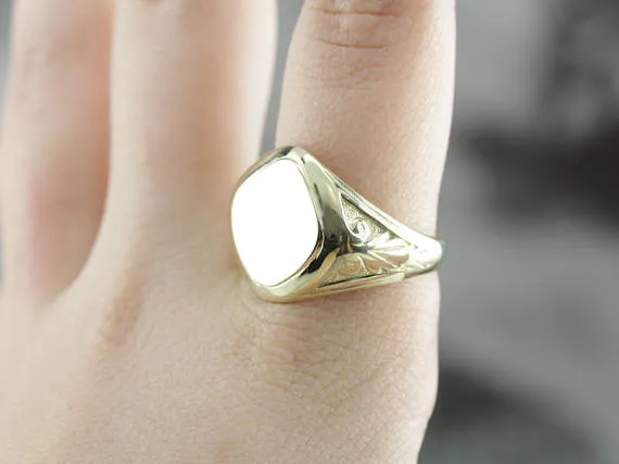 Antique Men's Gold Signet Ring