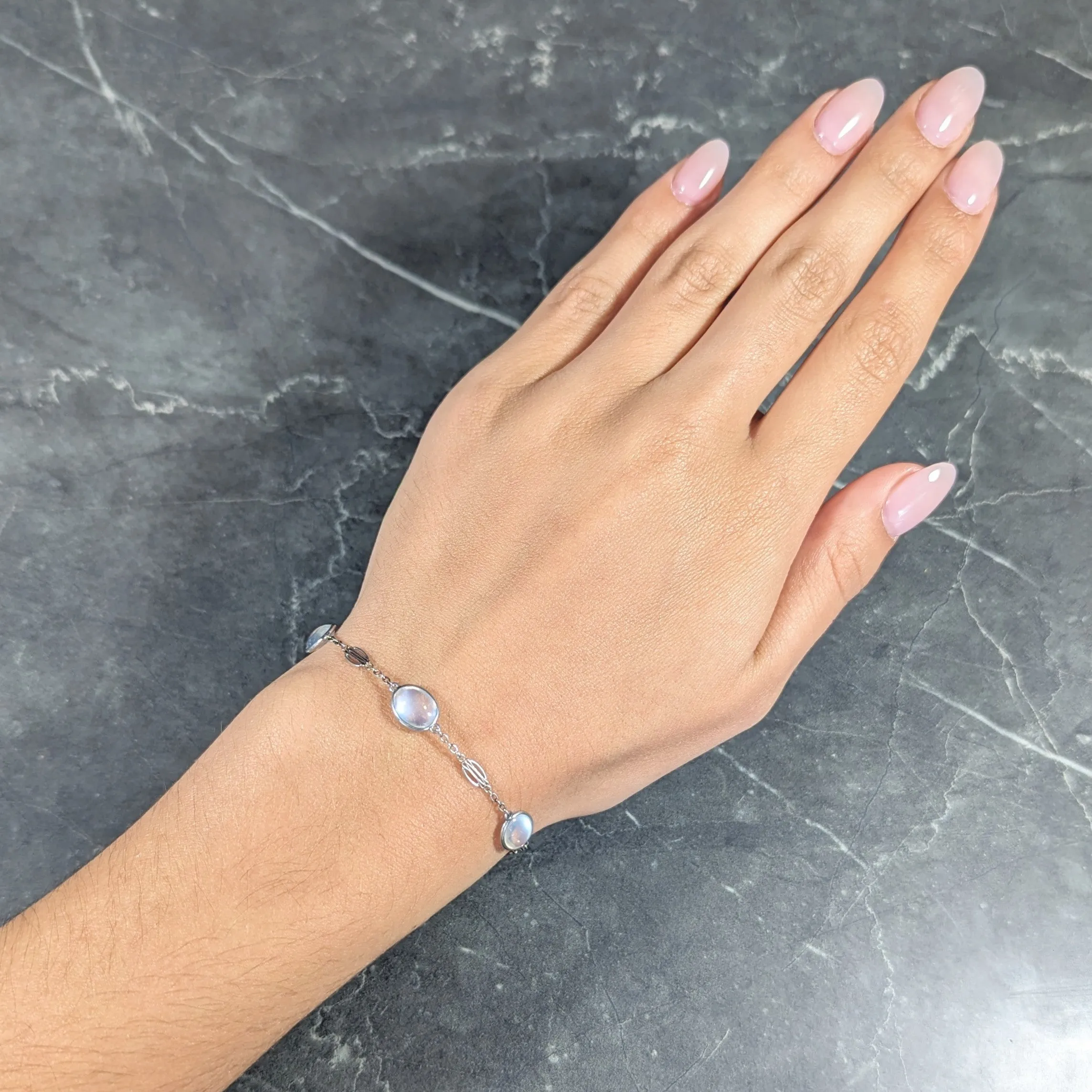 Art Deco 1930's Moonstone Cabochon Platinum Link Vintage Bracelet