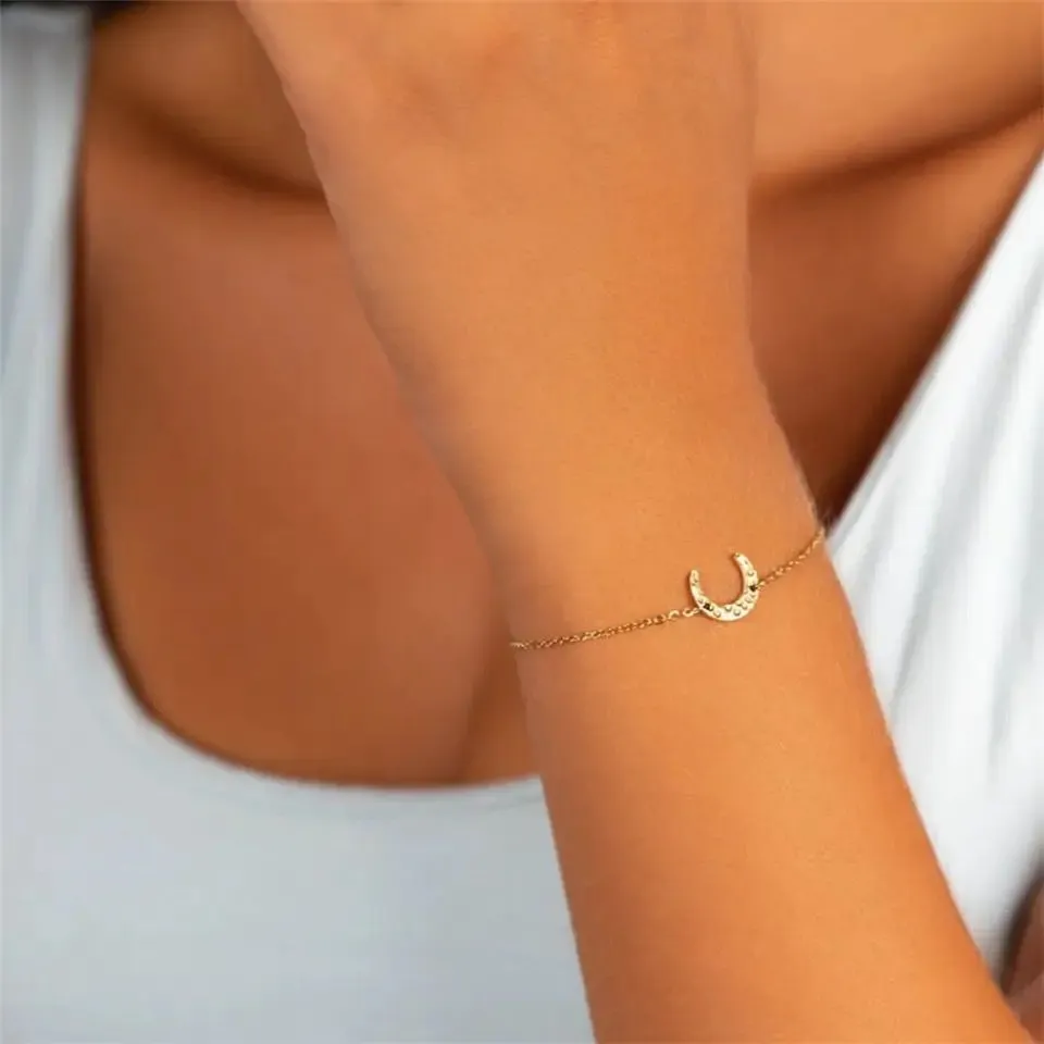 Chain Moon Bracelet