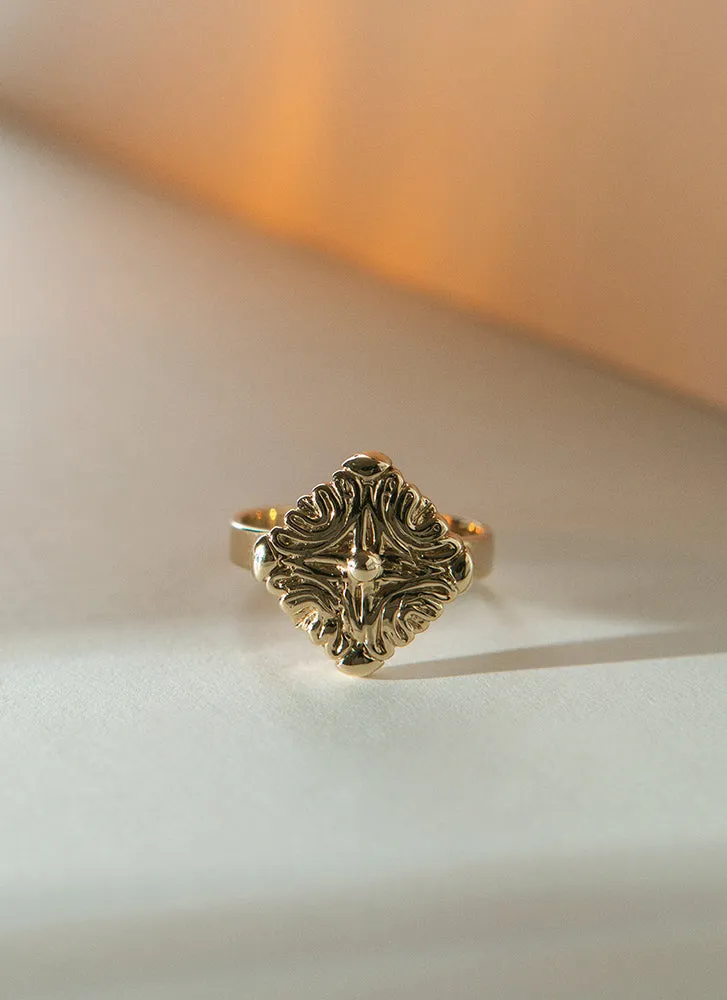 Charlie signet ring 14k gold