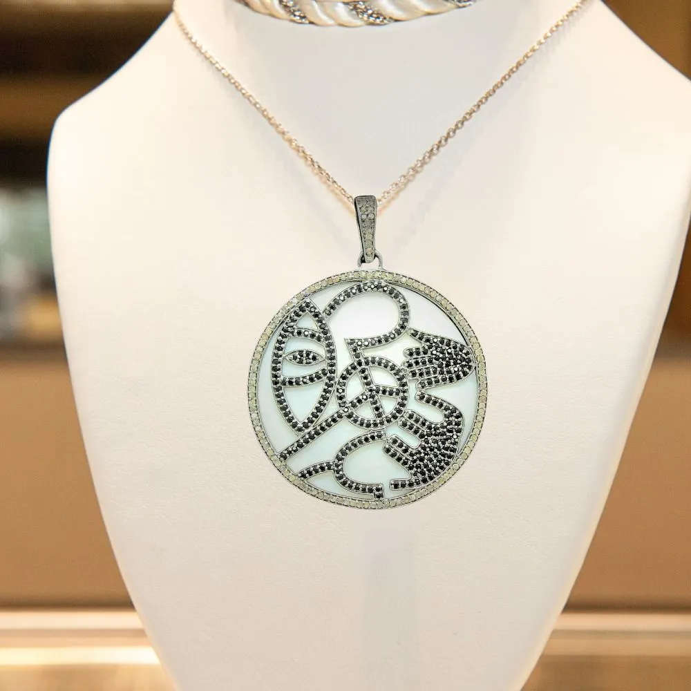 Delicate Lucky Symbol Spinal Pendant With Diamond