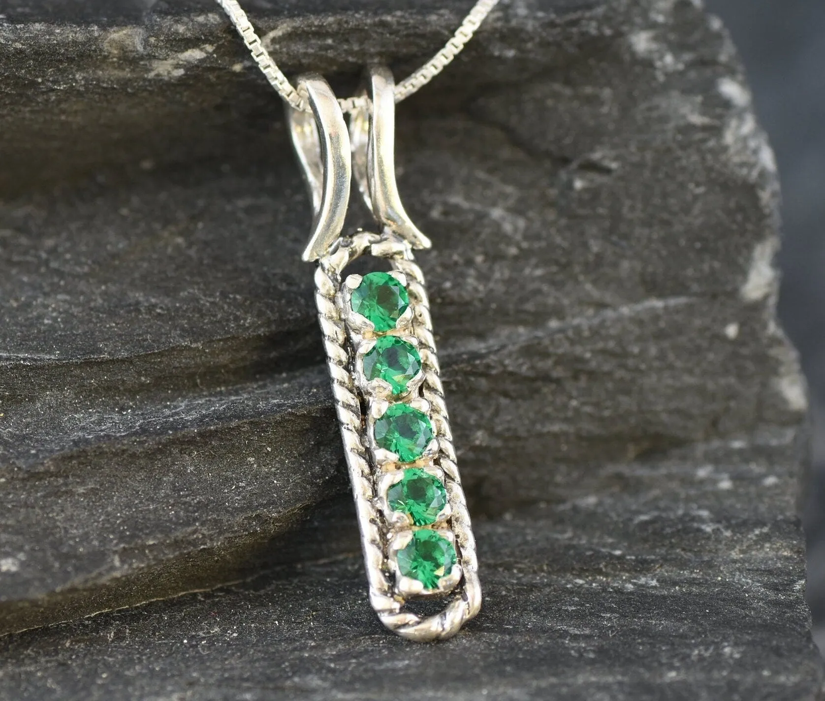 Emerald Pendant - Green Vertical Necklace - Vintage Bar Necklace