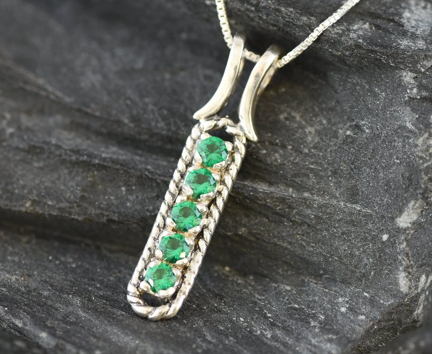 Emerald Pendant - Green Vertical Necklace - Vintage Bar Necklace