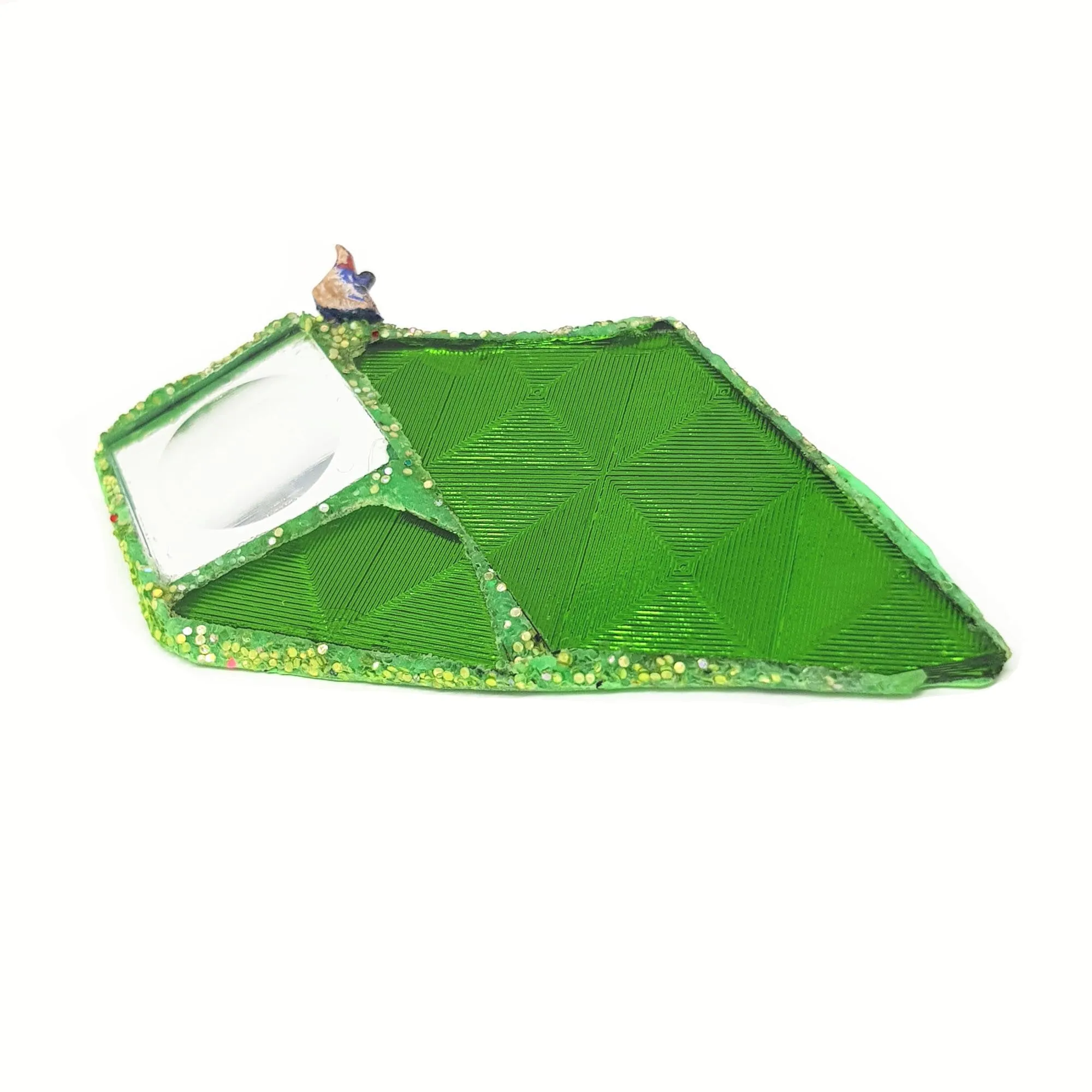 GREEN RHOMBUS BROOCH WITH BIRD, 2011