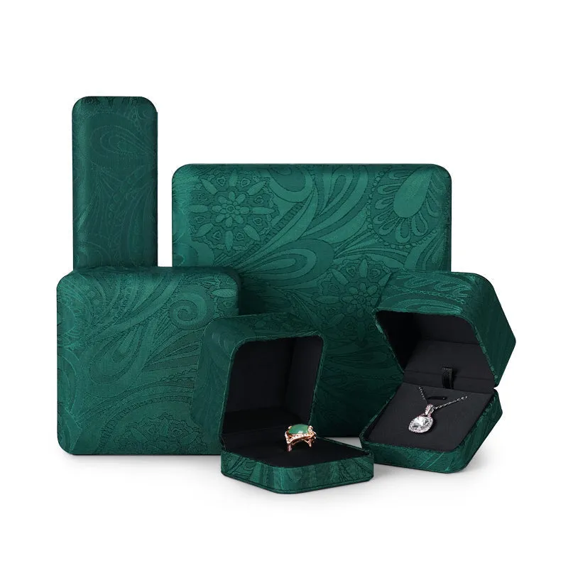 Green Silk Bracelet Chain Gift Box H118