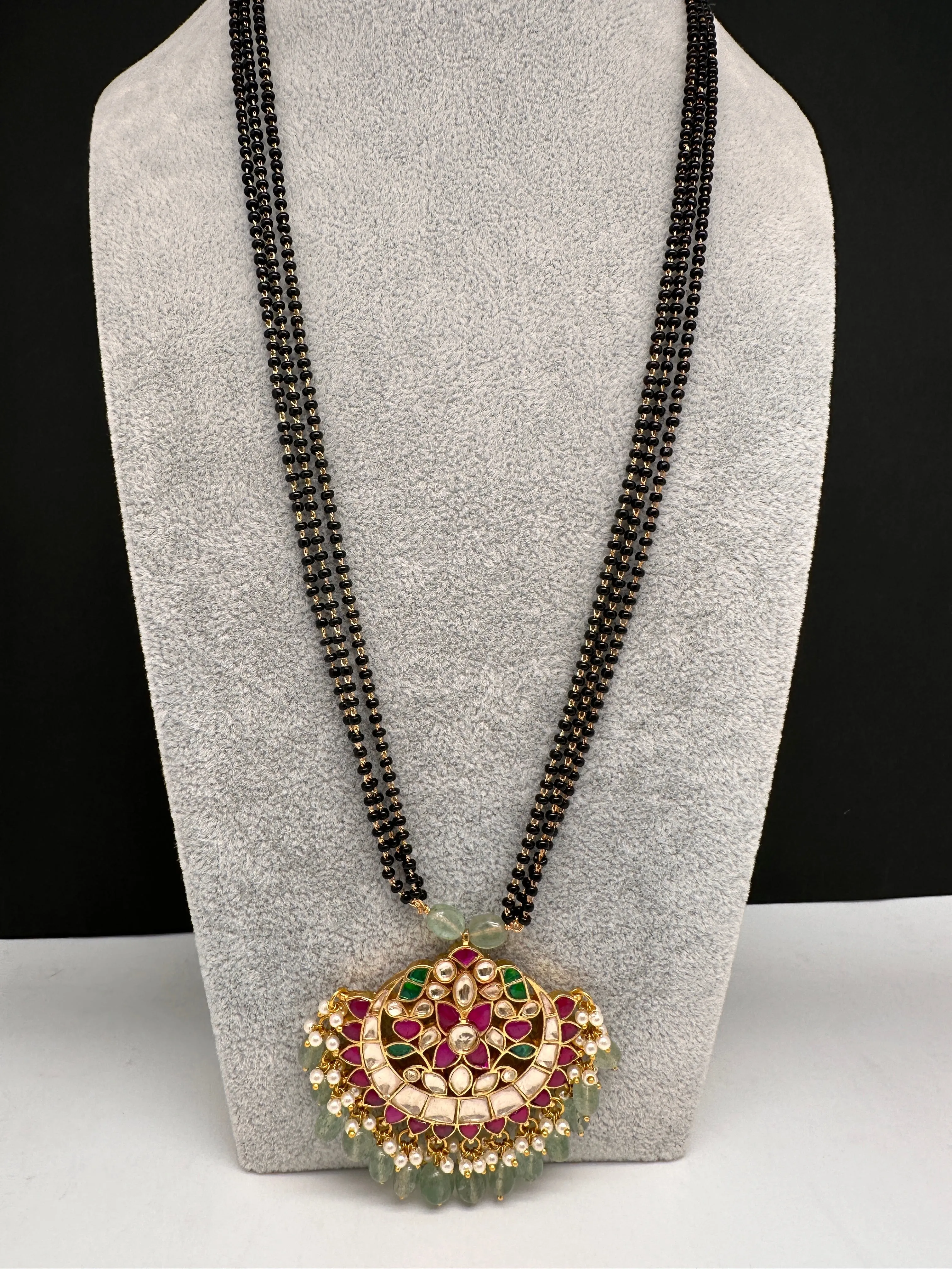 Jadau Kundan Black Beads Mangalsutra Necklace