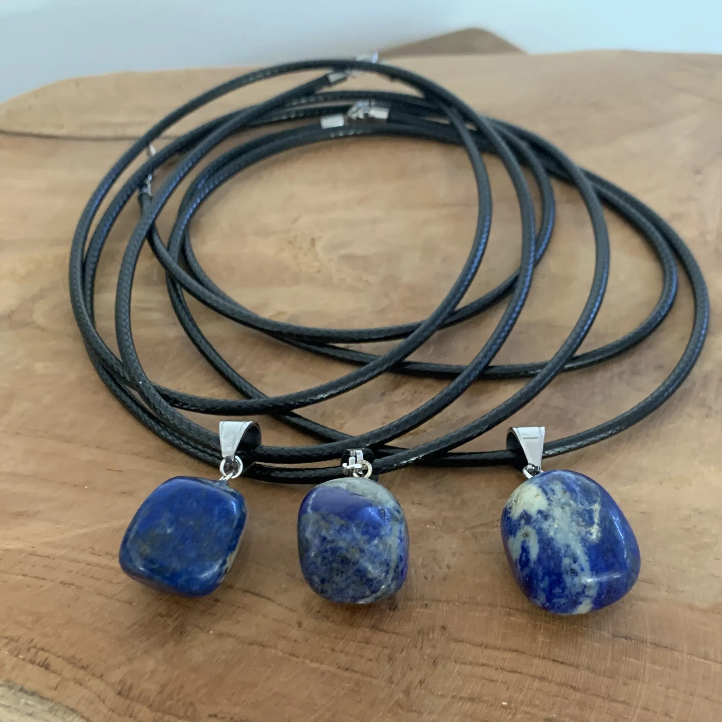 Lapis Lazuli pendant from Chile