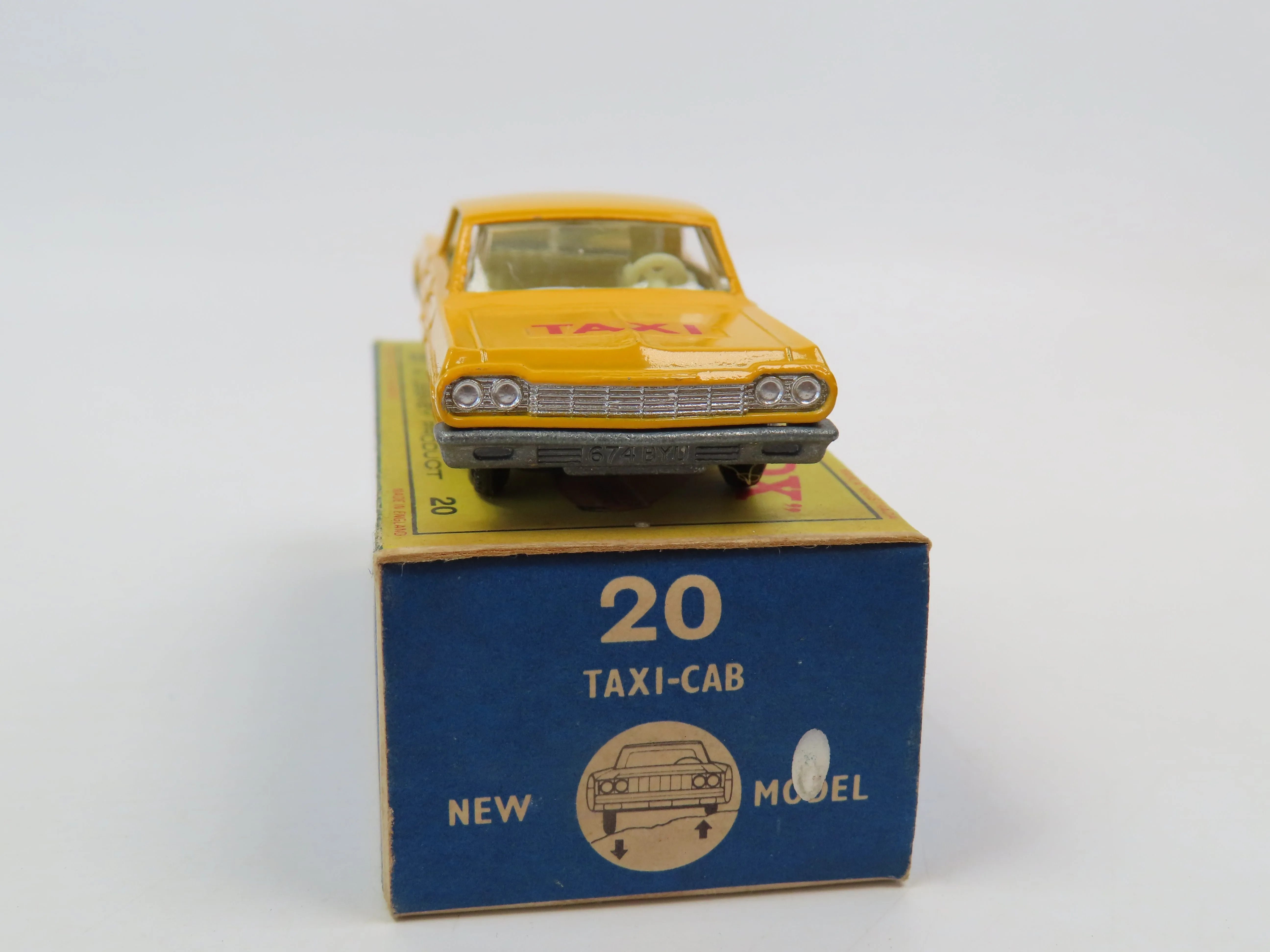 Matchbox 20 Chevrolet Impala Taxi-Cab, 99% Mint/Boxed!