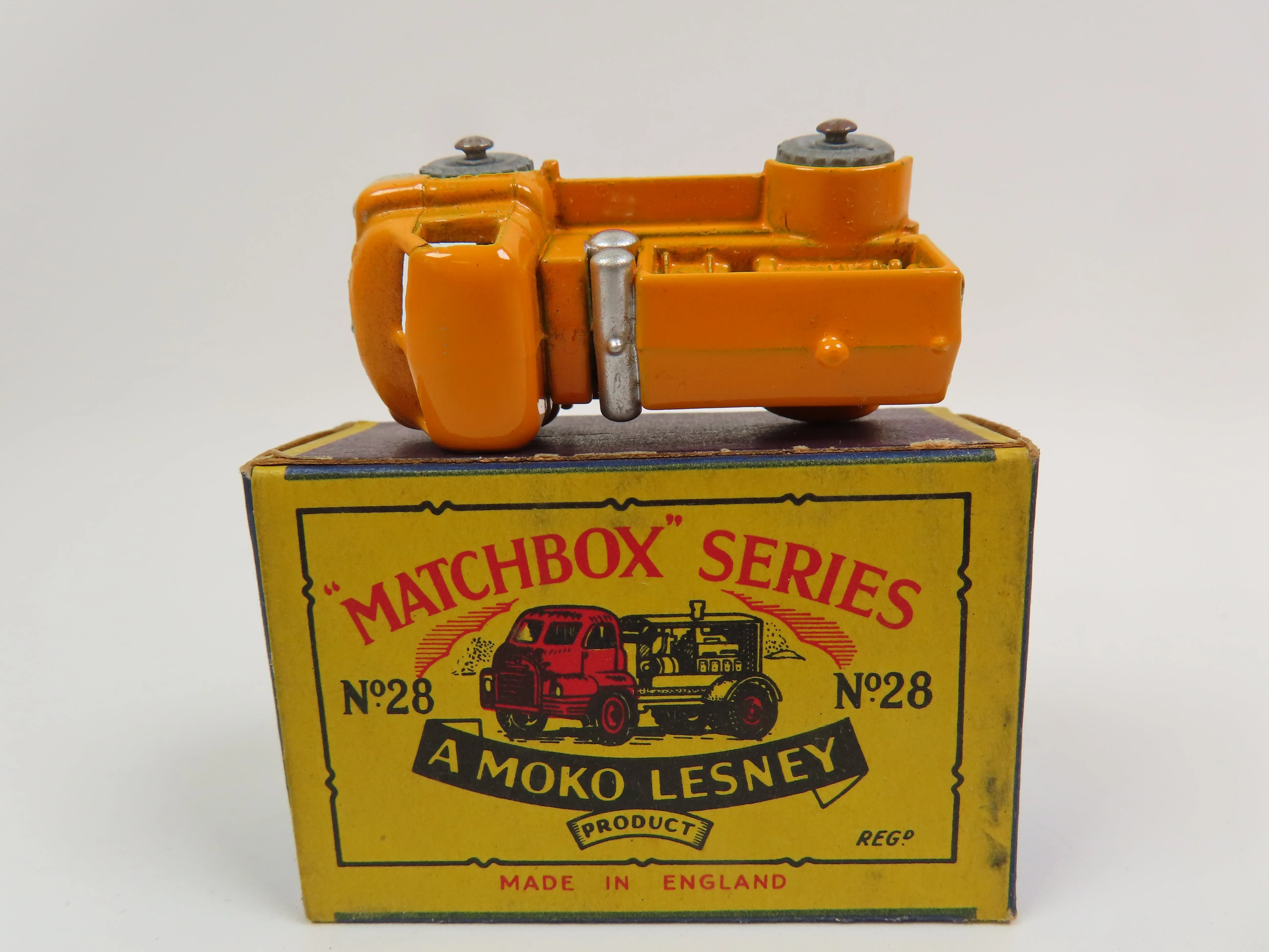 Matchbox 28 Bedford Compressor Truck - Orange/Silver - Mint Boxed!