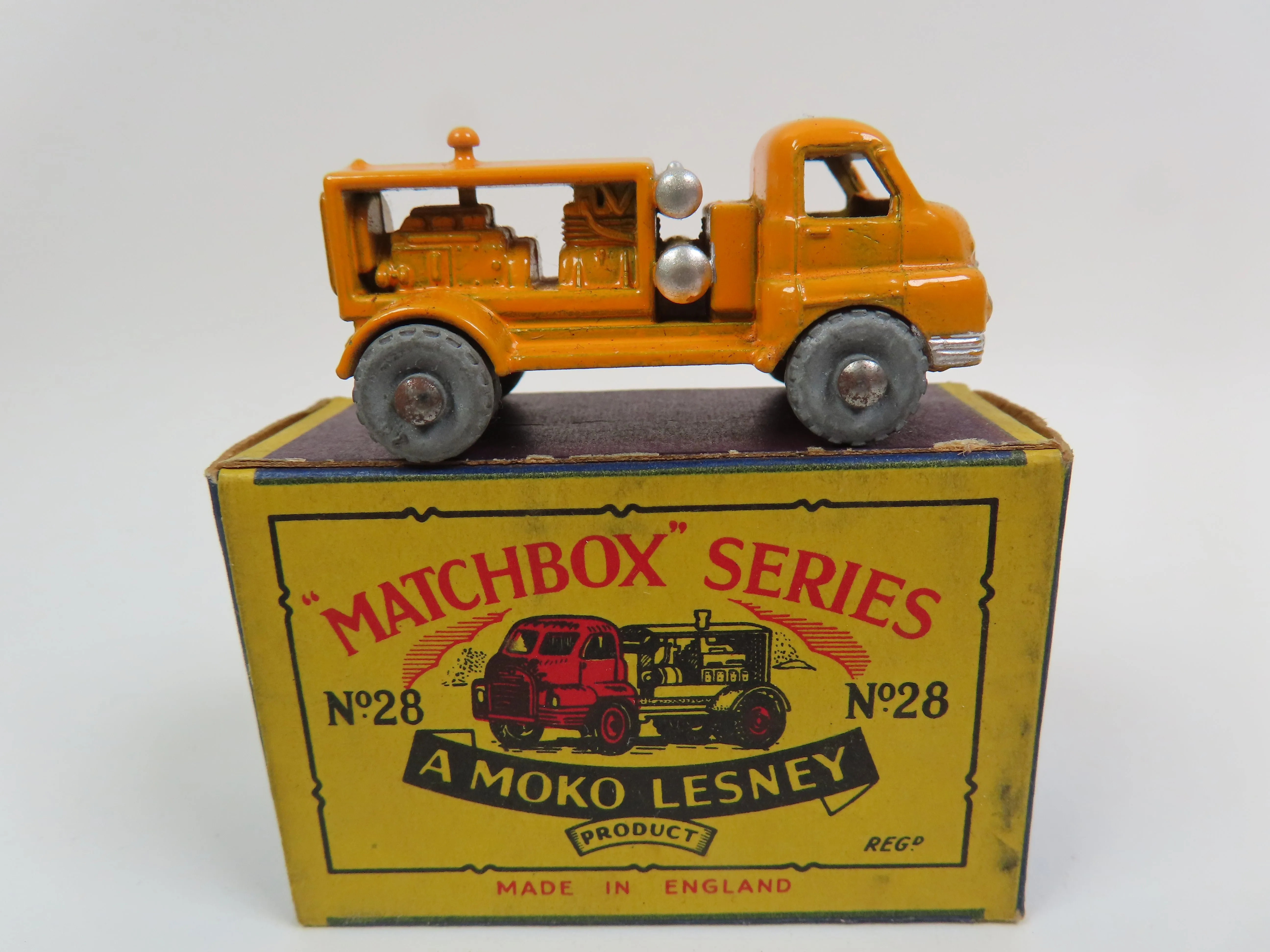 Matchbox 28 Bedford Compressor Truck - Orange/Silver - Mint Boxed!
