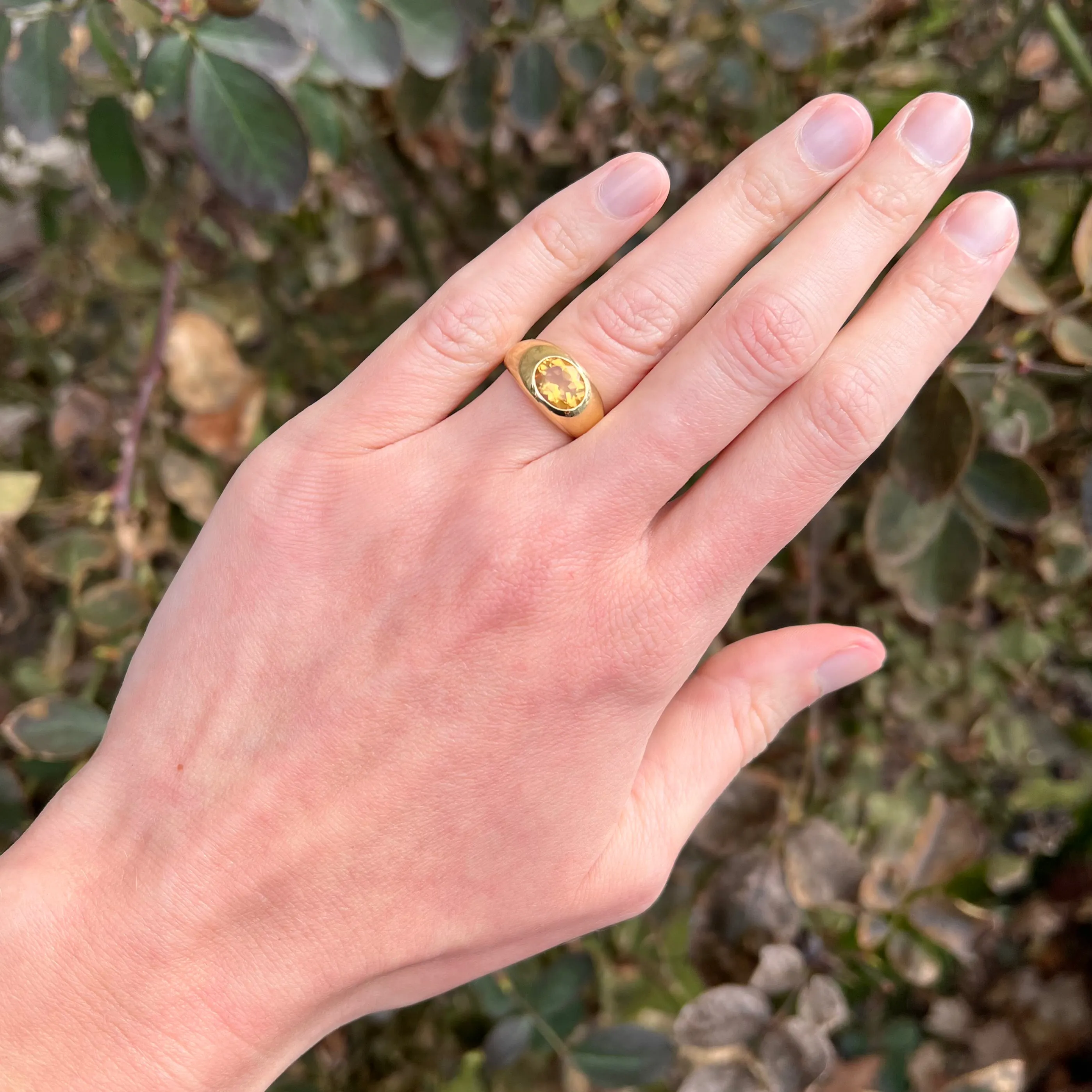 Mid-Century Modern 18k Gold Citrine Dome Signet Ring