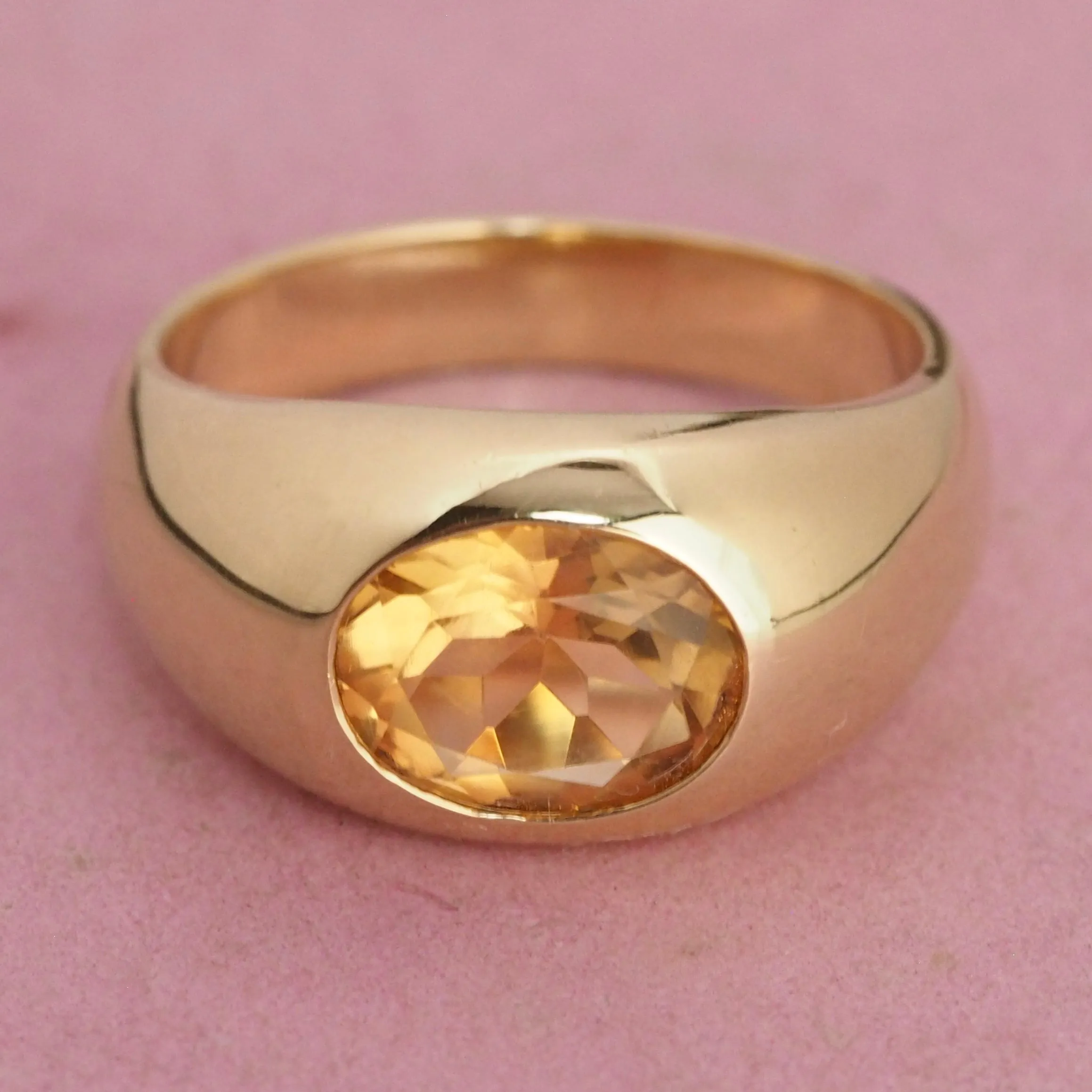 Mid-Century Modern 18k Gold Citrine Dome Signet Ring