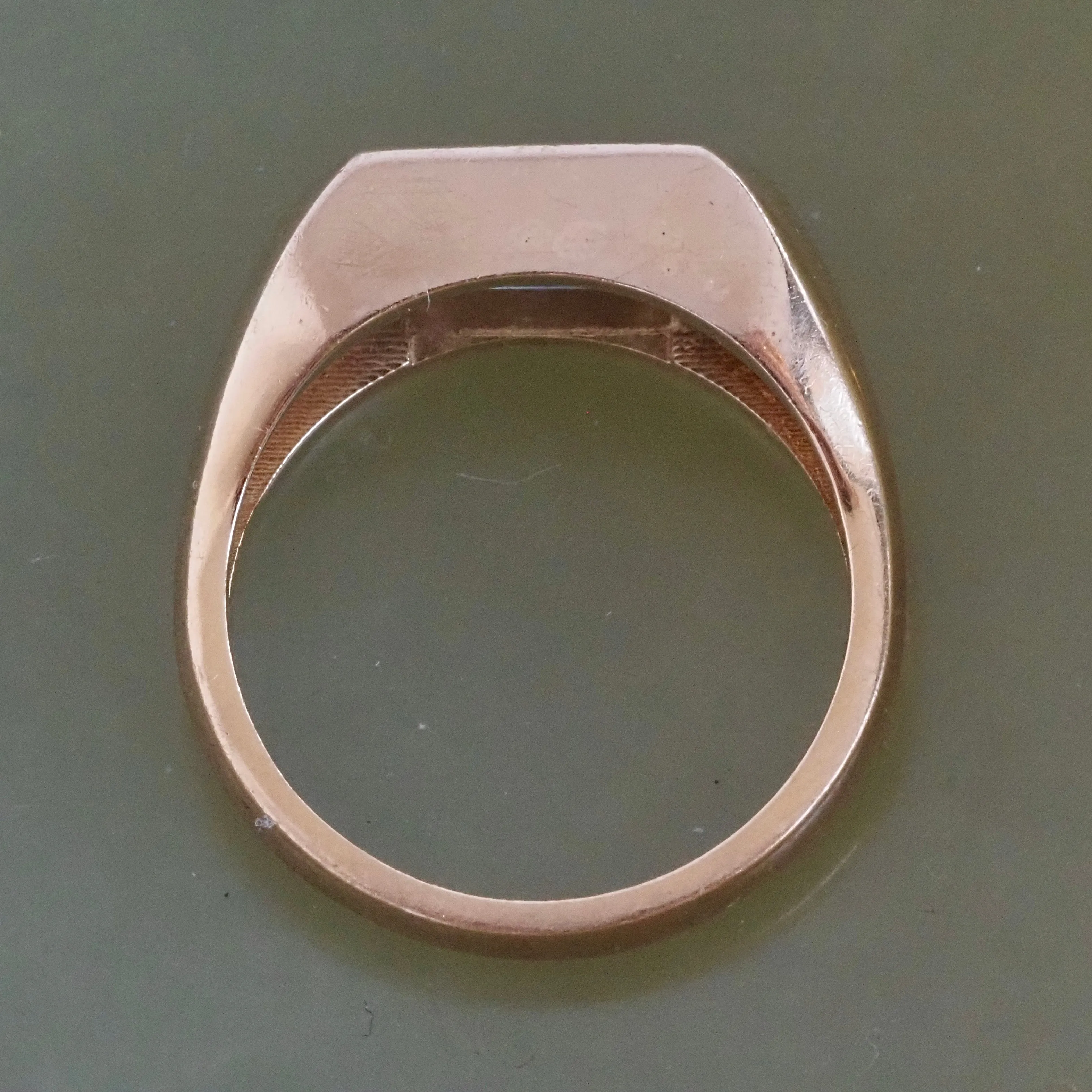 Mid Century Modern English Aquamarine 9k Gold Ring