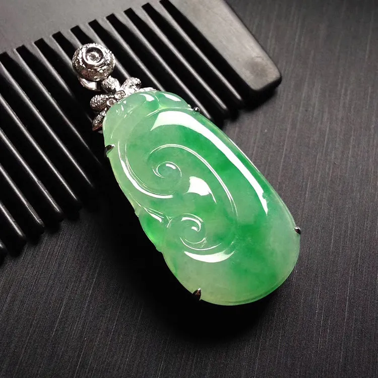 Natural Jade Pendant Jadeite Gold Ruyi Pendant PT306