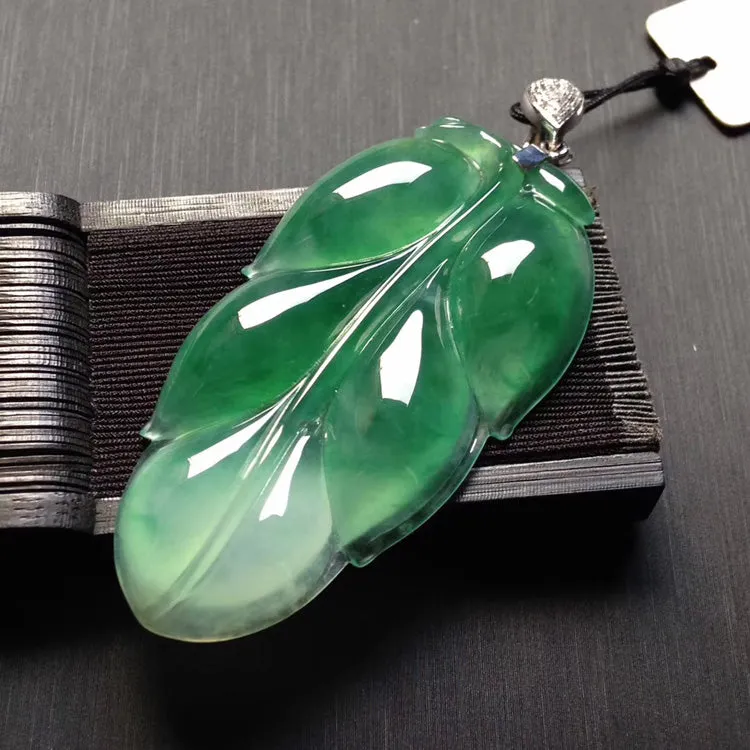 Natural Jade Pendant Jadeite Pendant PT384