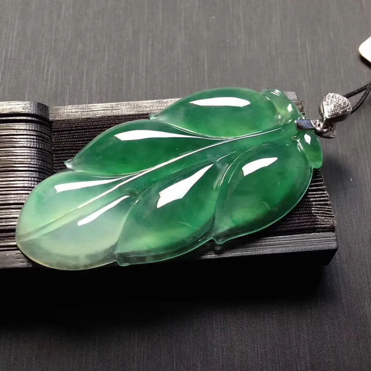 Natural Jade Pendant Jadeite Pendant PT384