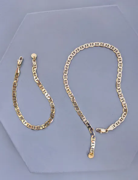 Nuance Tab Chain Bracelet