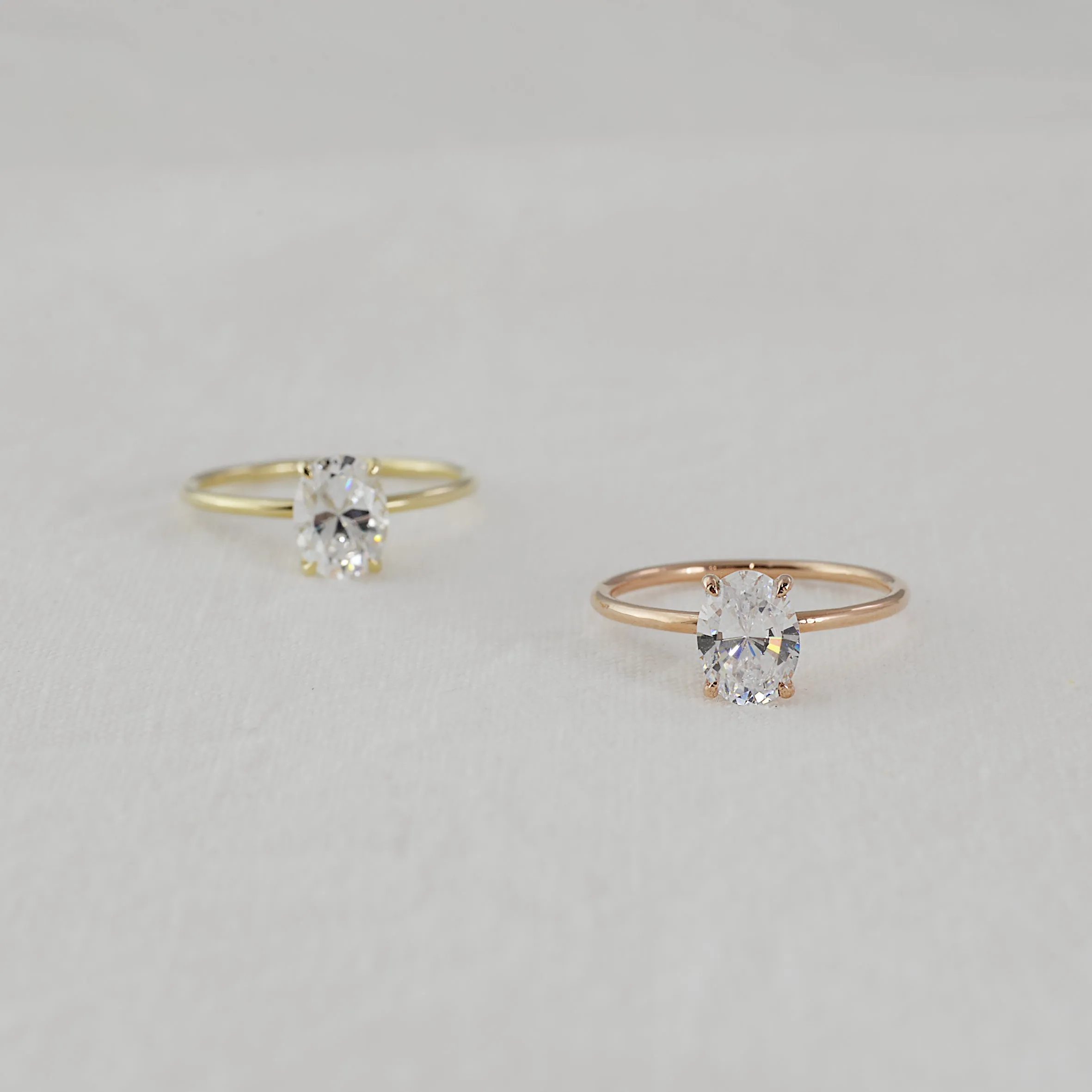 Oval solitaire venus Ring (6x8mm/ medium) - 14K/ 18K Gold