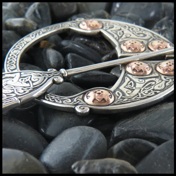 Penannular Brooch with Gold