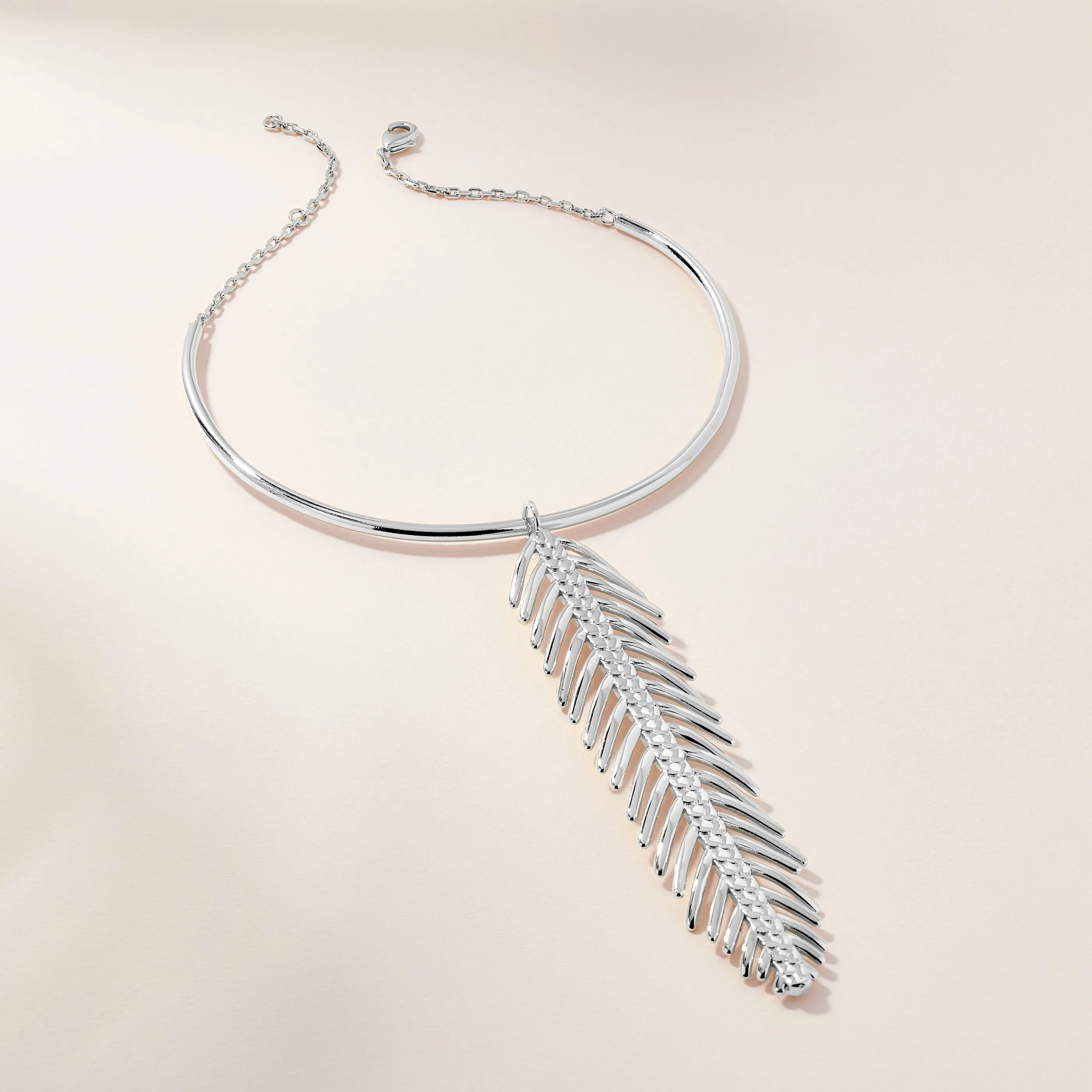 Plume Necklace