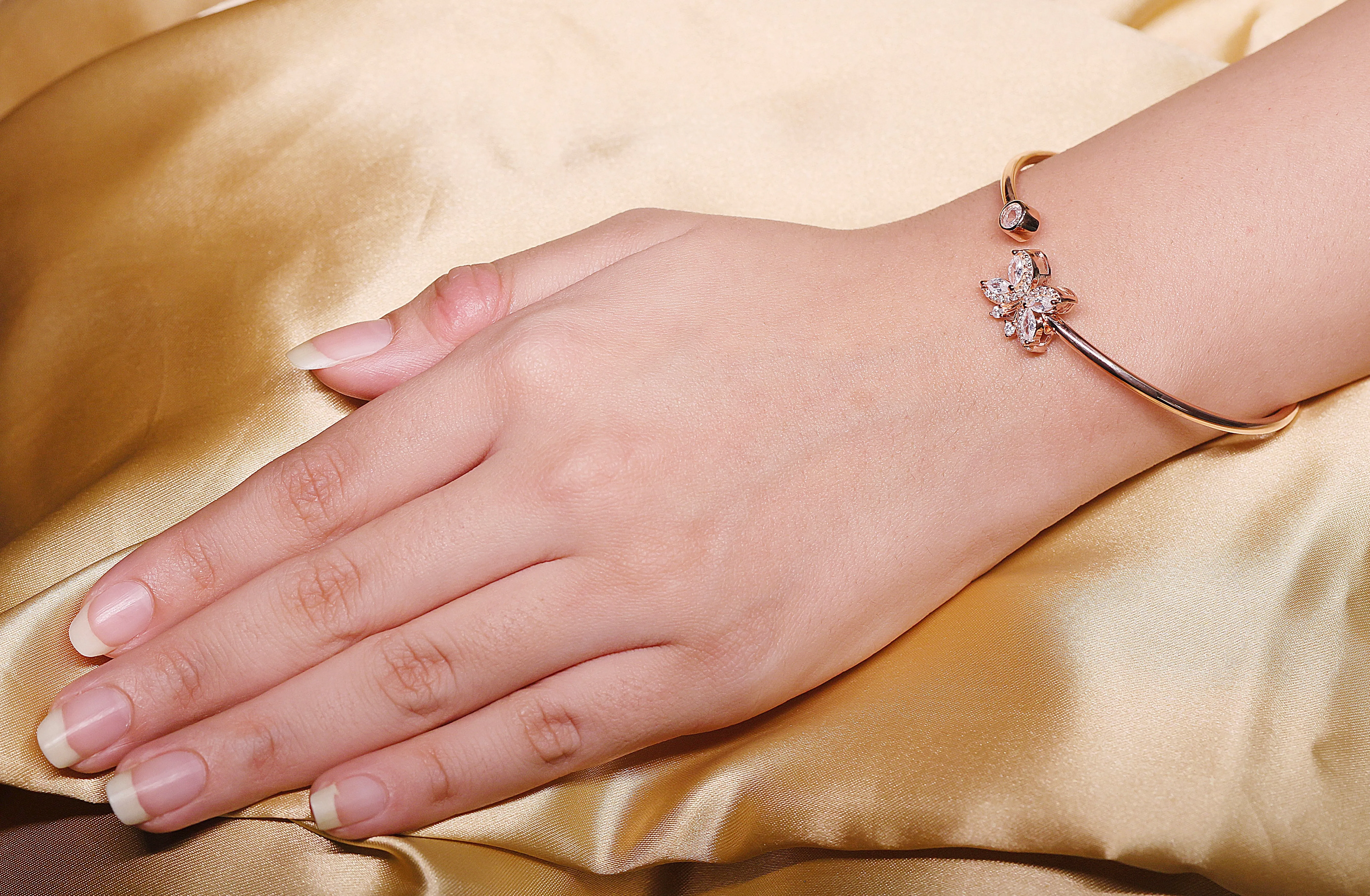 Rose gold butterfly open bangle bracelet