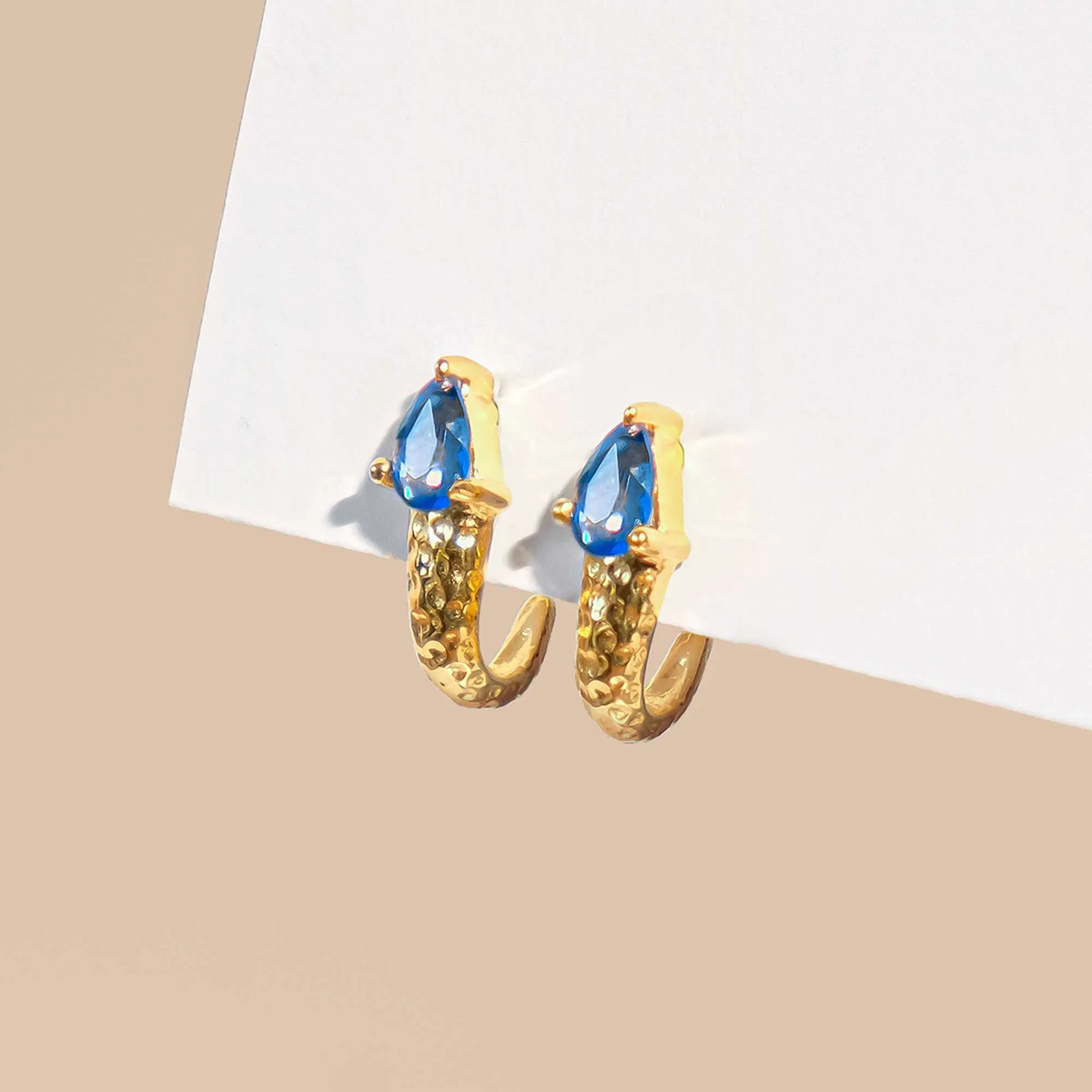Serpenti Stud Earrings - Gold