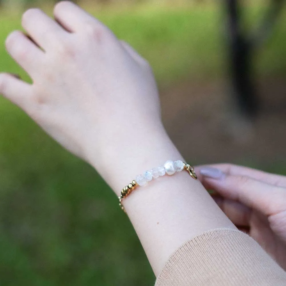 Star Series - Pearl Moonstone Bracelet