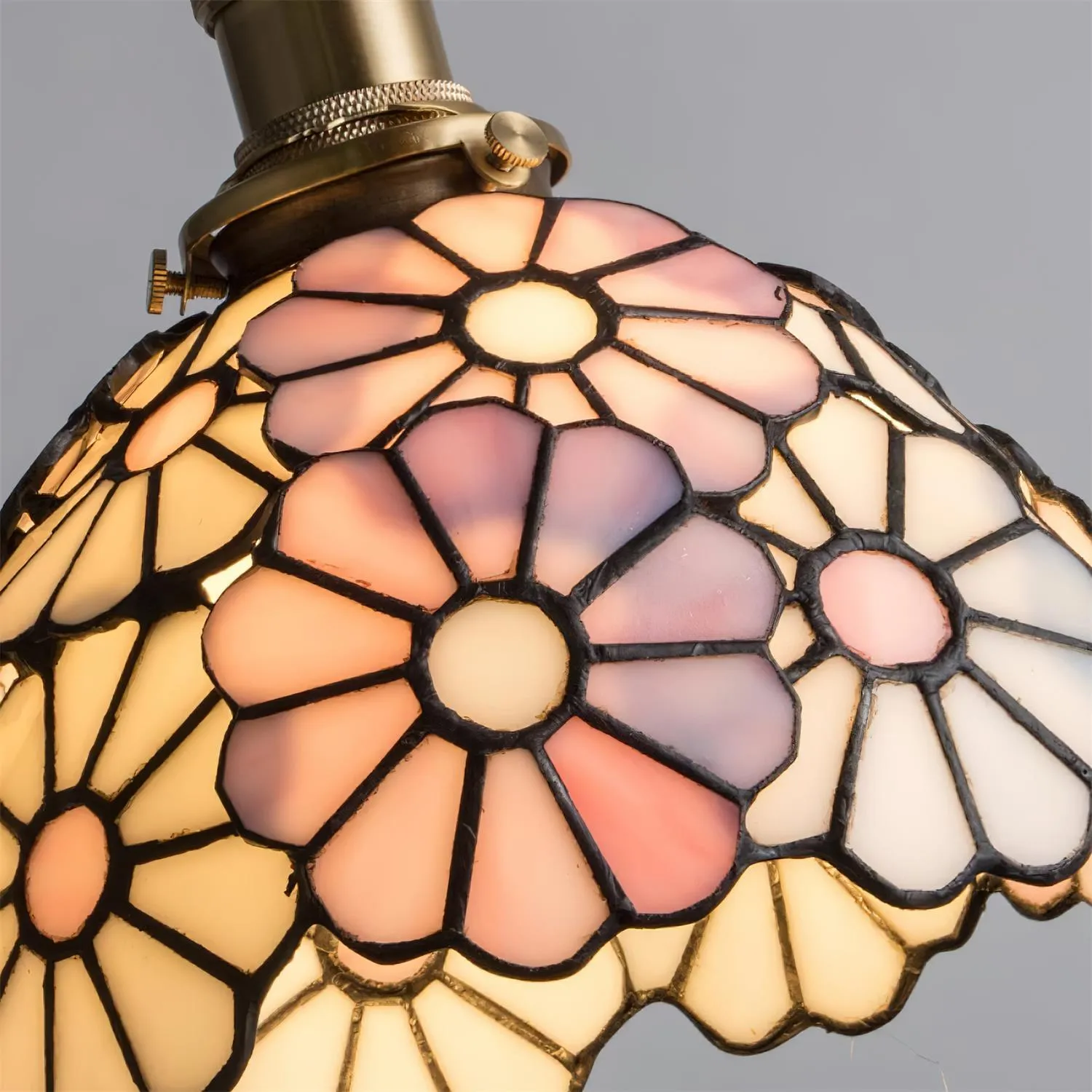 Suka Floral Pendant Light 7.8″- 5.9″