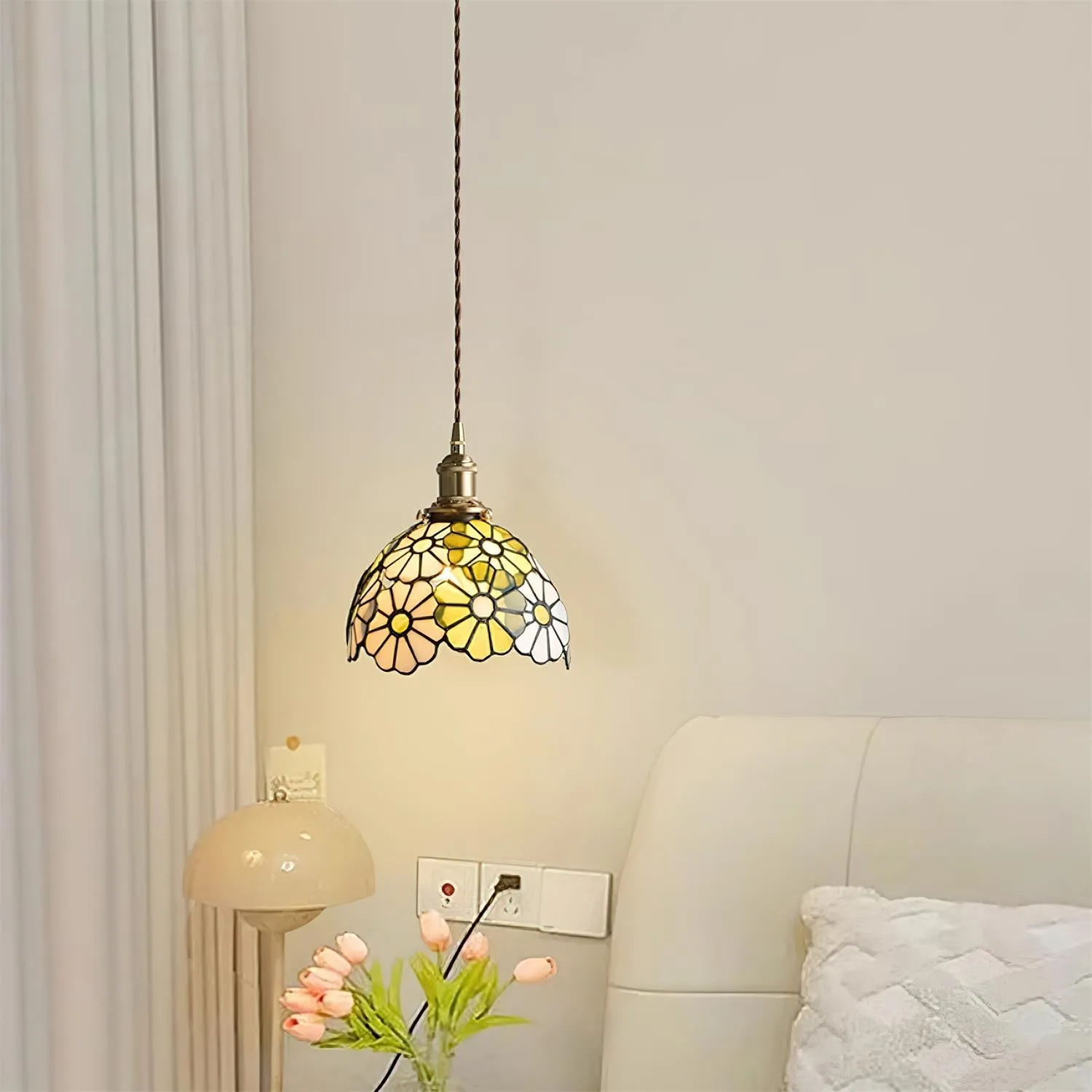 Suka Floral Pendant Light 7.8″- 5.9″