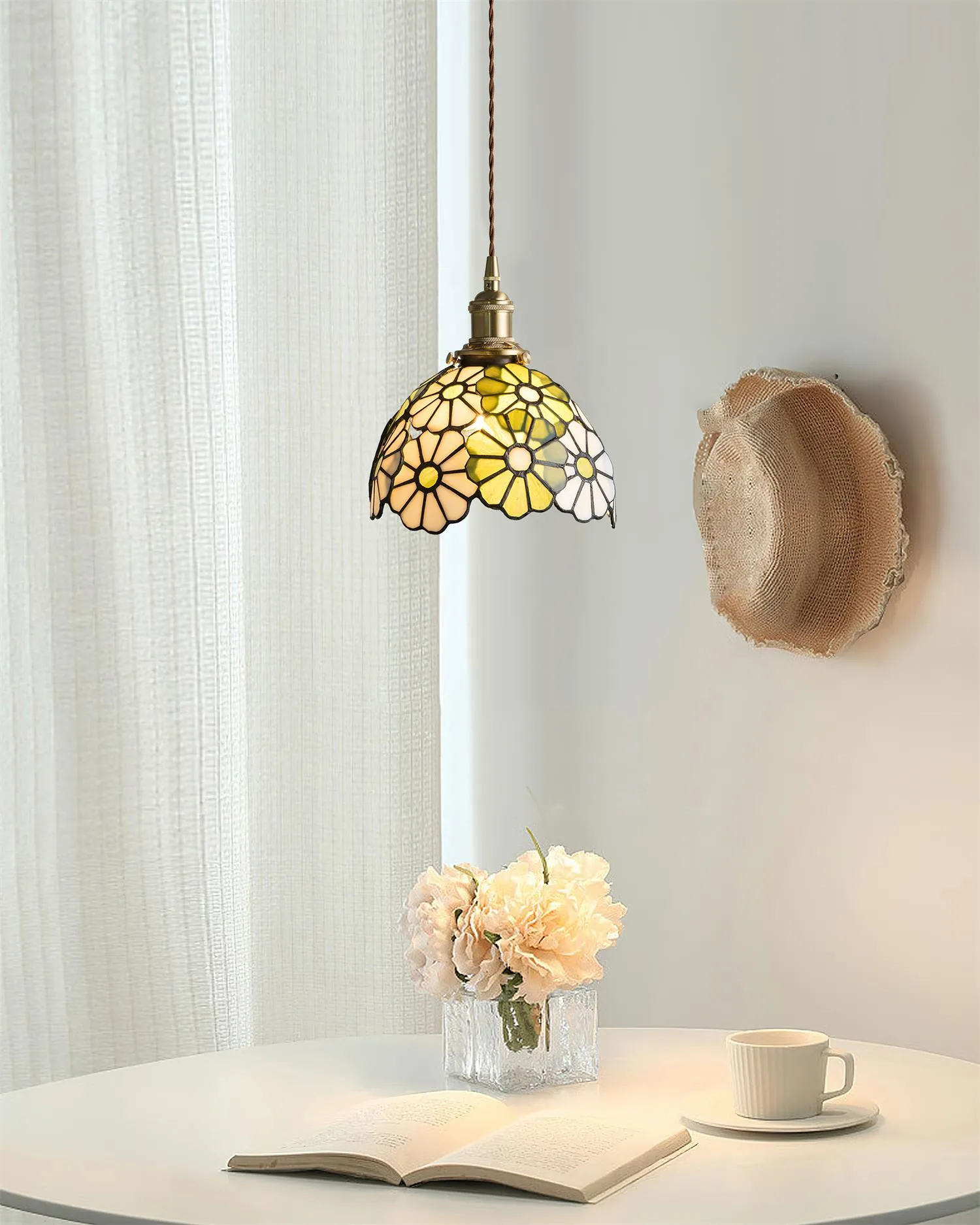 Suka Floral Pendant Light 7.8″- 5.9″