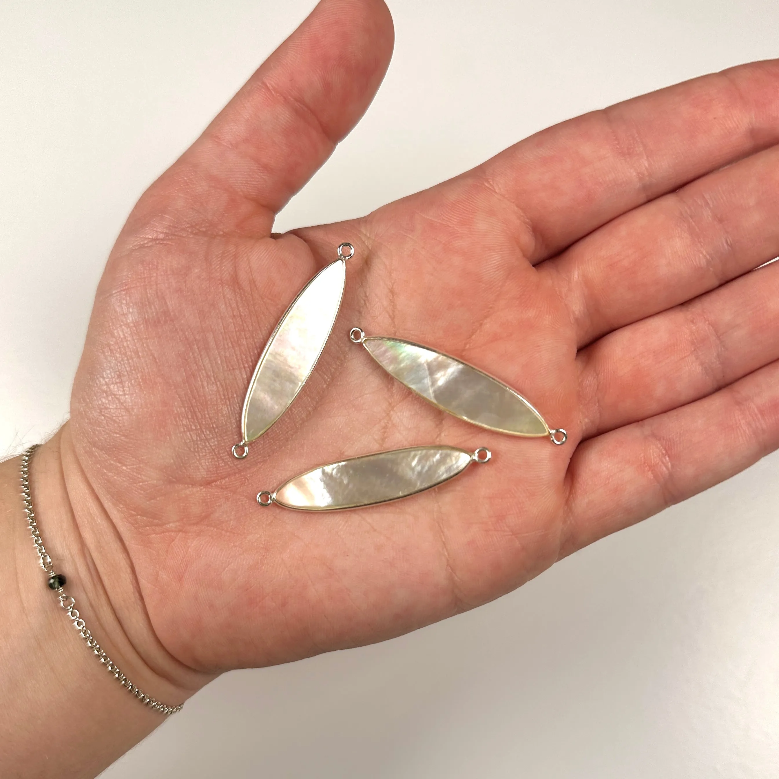 Surfboard Shape Channel Set Mother of Pearl Connector