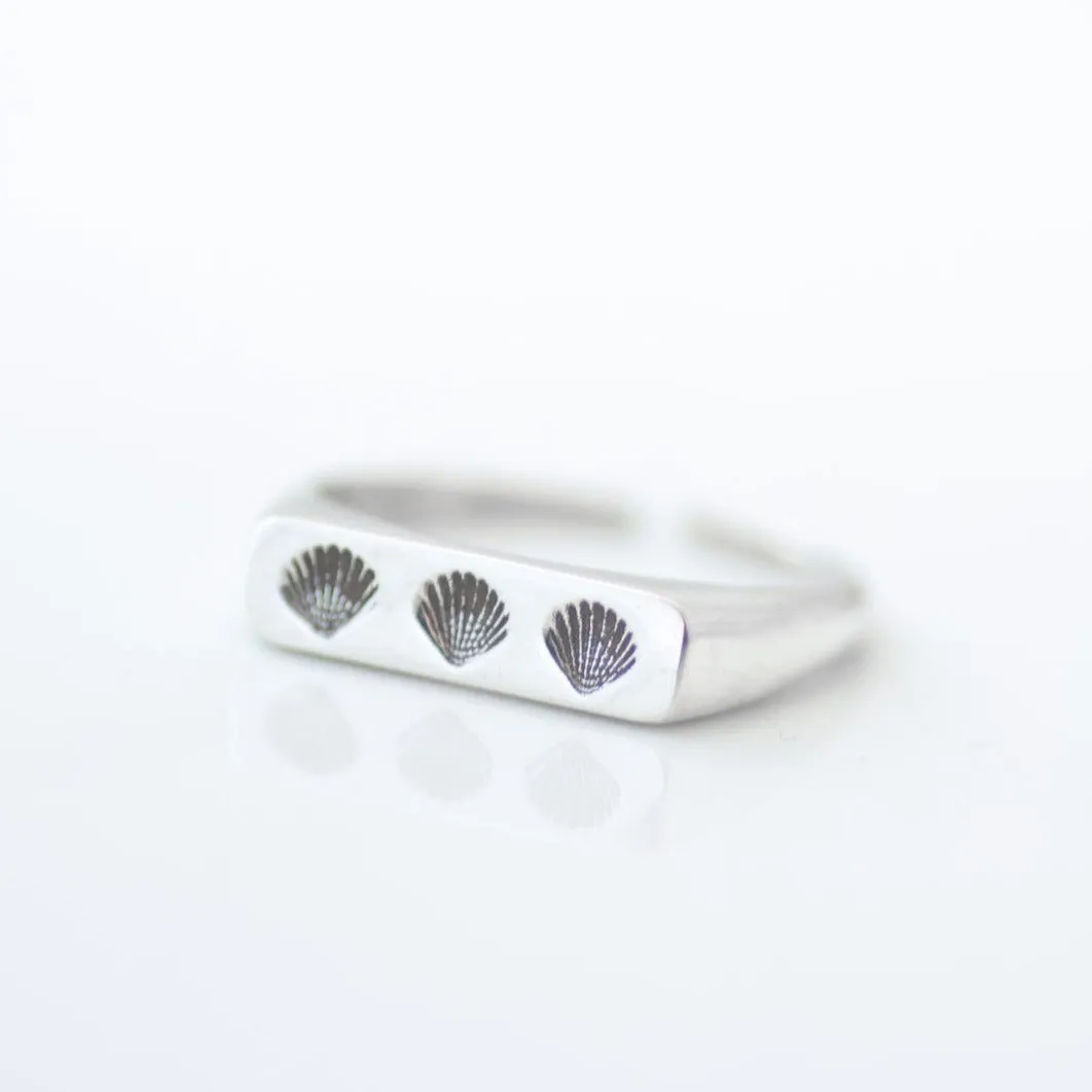 Three Shells Signet Ring Final Sale