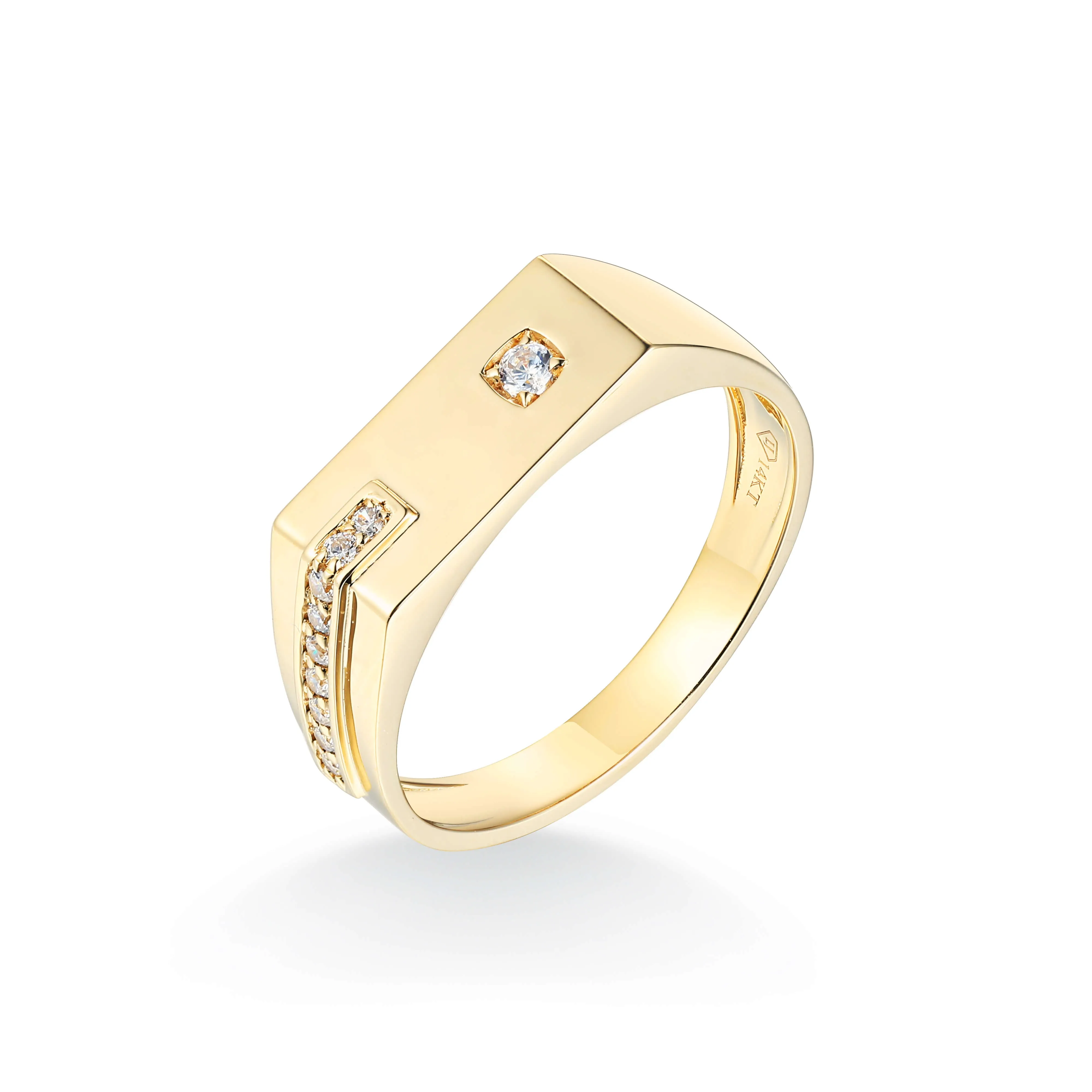Valor Signet Ring