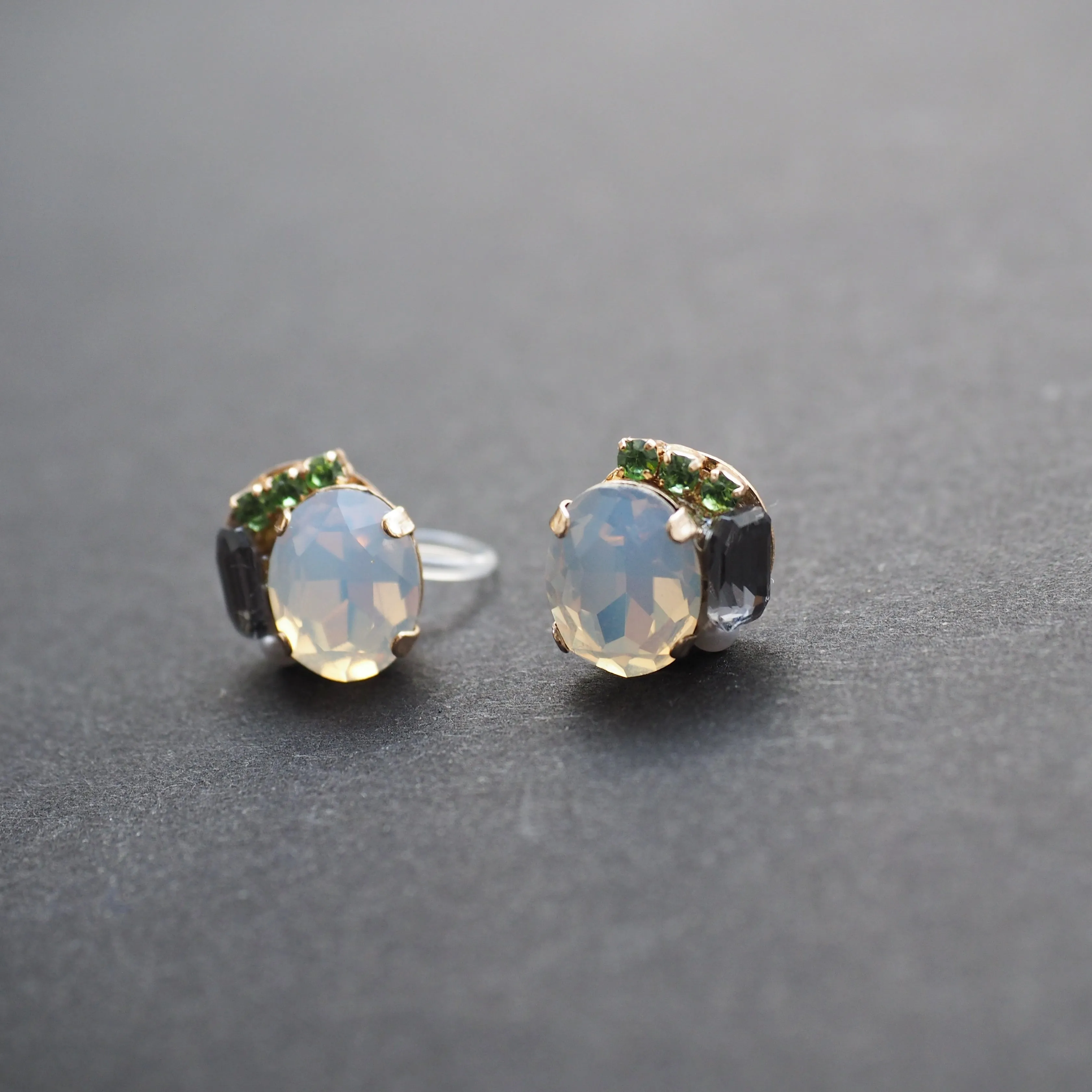 White and Black Rhinestone Invisible Clip On Stud Earrings ( Green )